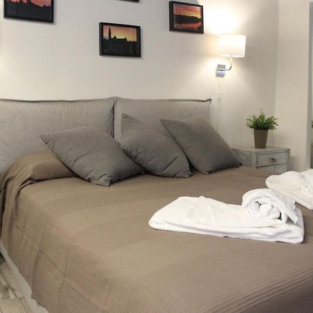 פירנצה Art Apartment Piccolo Rifugio מראה חיצוני תמונה