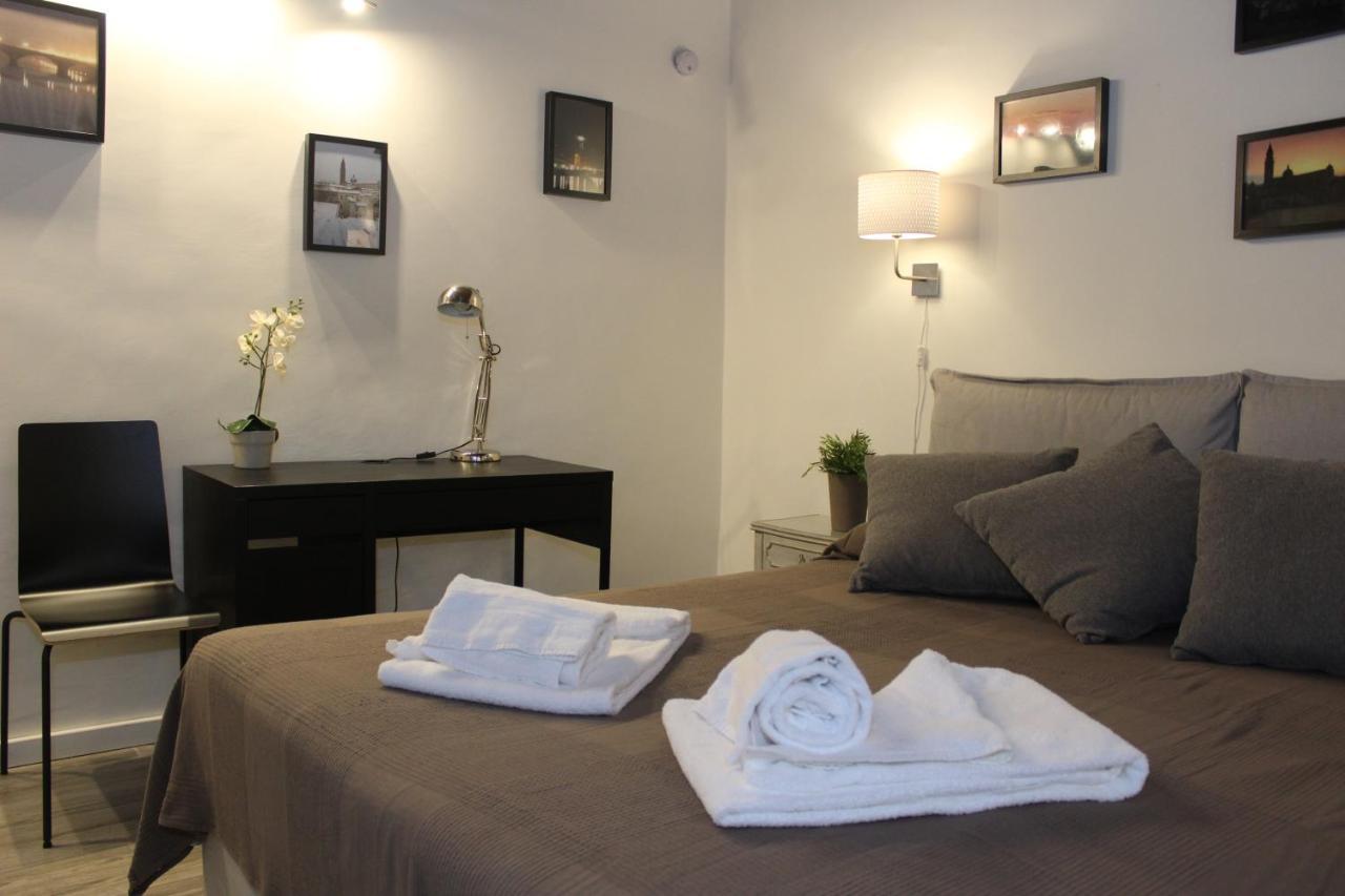 פירנצה Art Apartment Piccolo Rifugio מראה חיצוני תמונה
