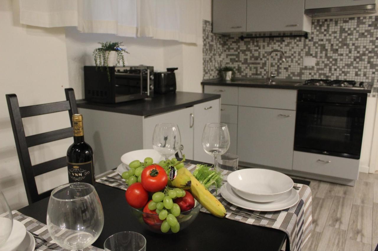 פירנצה Art Apartment Piccolo Rifugio מראה חיצוני תמונה
